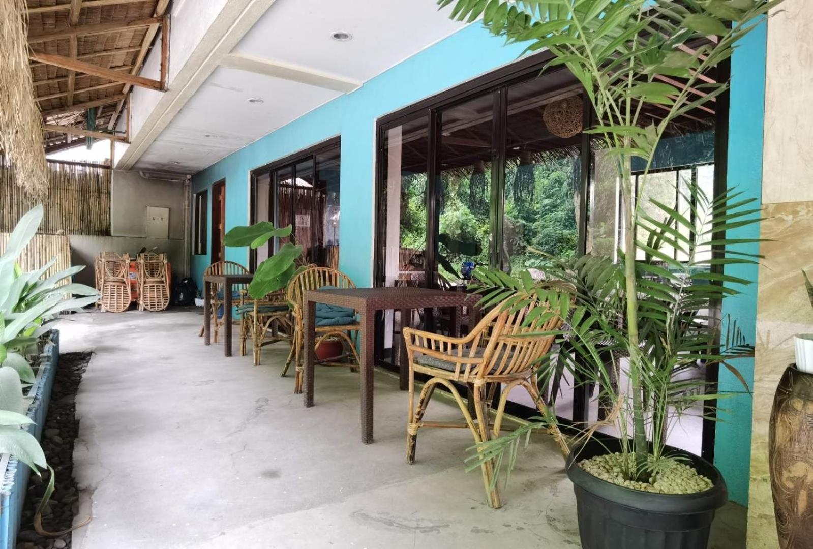 Amos Pili Tree Inn Powered By Cocotel Эль-Нидо Экстерьер фото